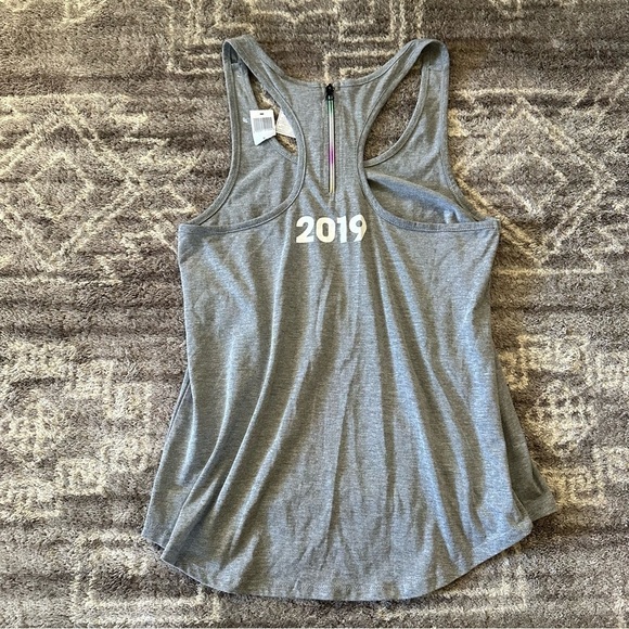 NWT Disney Parks Love Comes In Every Color Pride Tank Top Womens - Picture 3 of 4